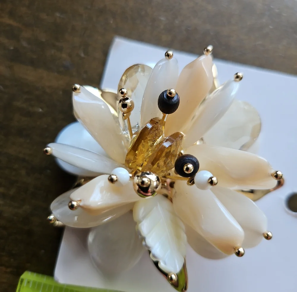 NWT Chico's Originals Neutral Flower Brooch